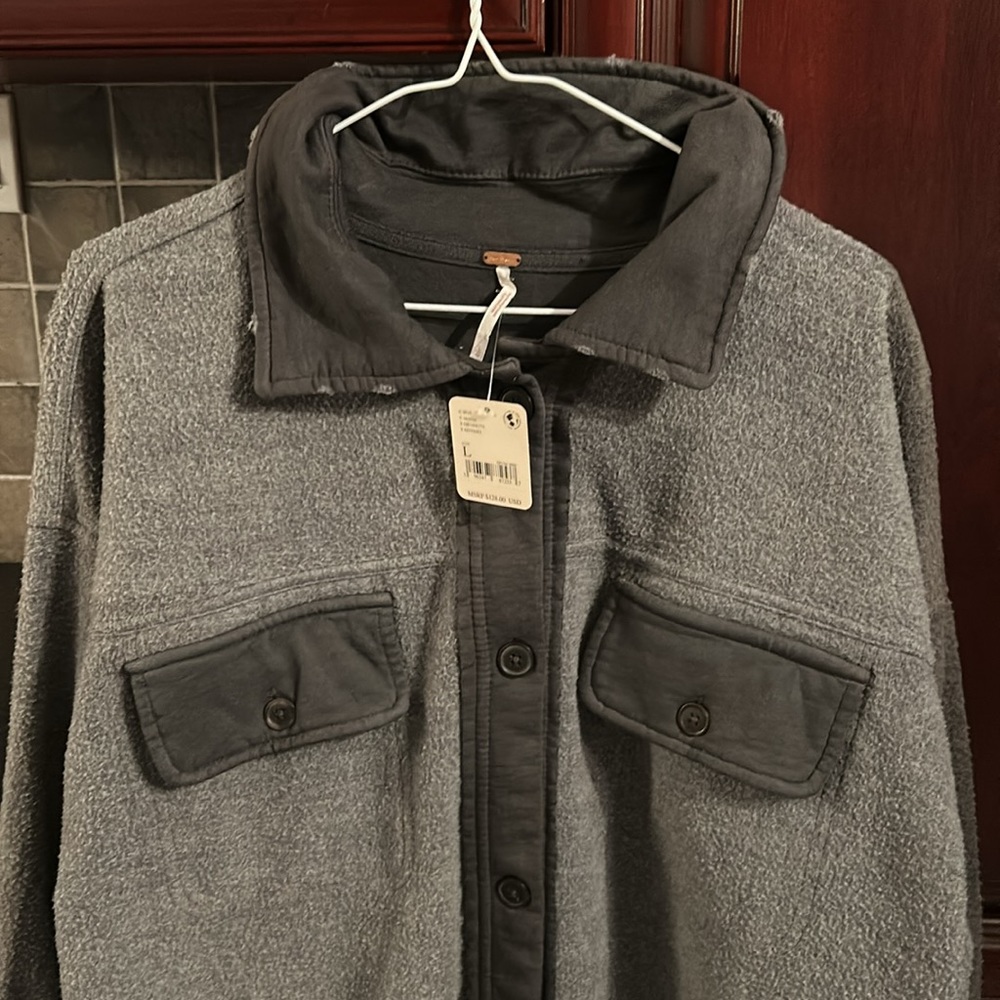 FREE PEOPLE (RUBY) shacket size large - Picture 9 of 10